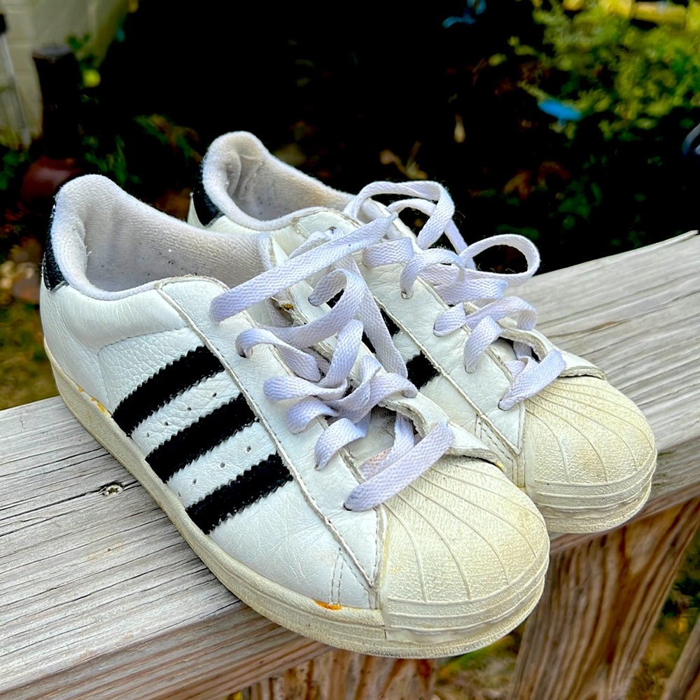Vintage Adidas Shell tops 3.5
